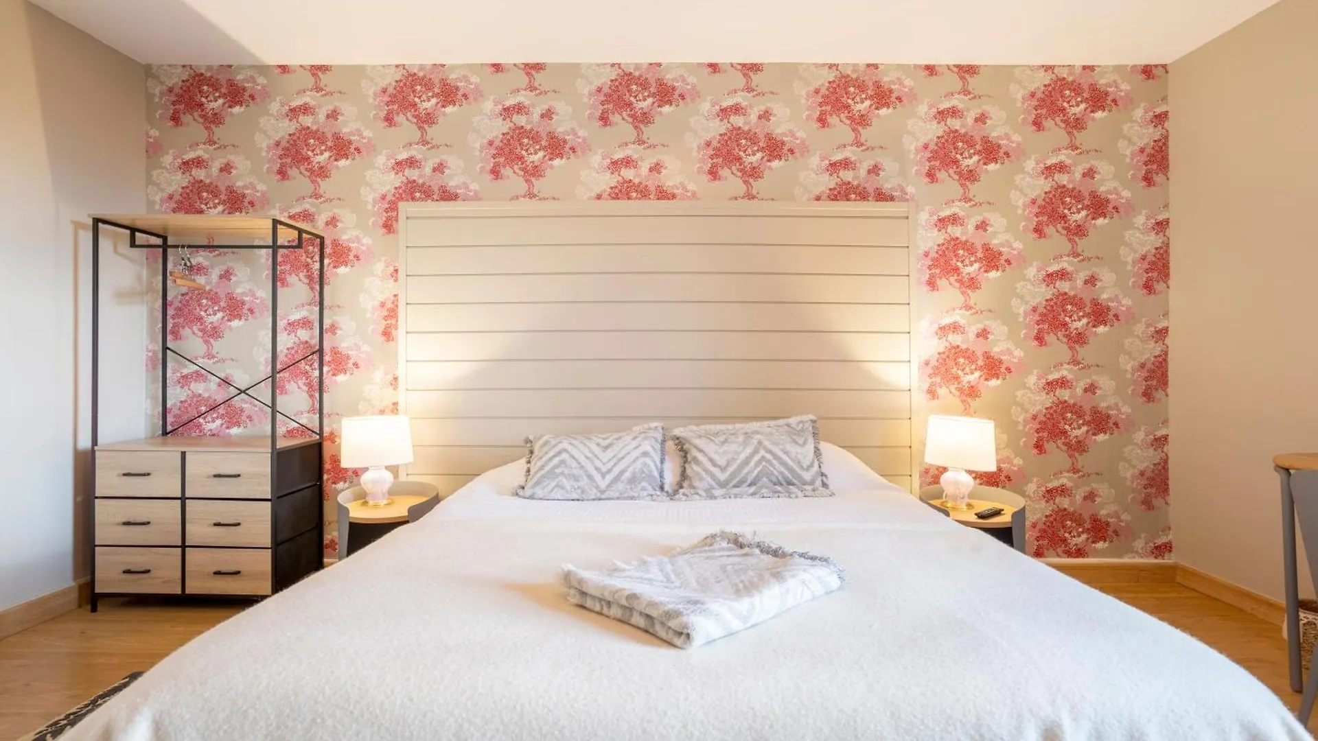 Les Logis De Kergoulou Bed and Breakfast Concarneau